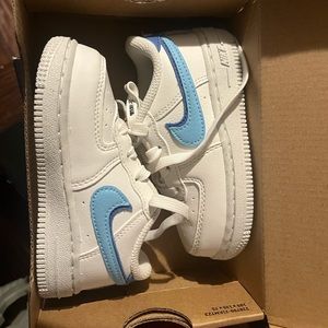 White and baby blue forces